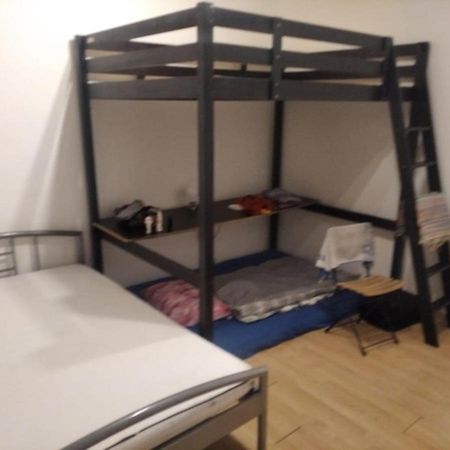 Economy Flat 18 Minutes From Vaclavske Namesti Prag Exterior foto