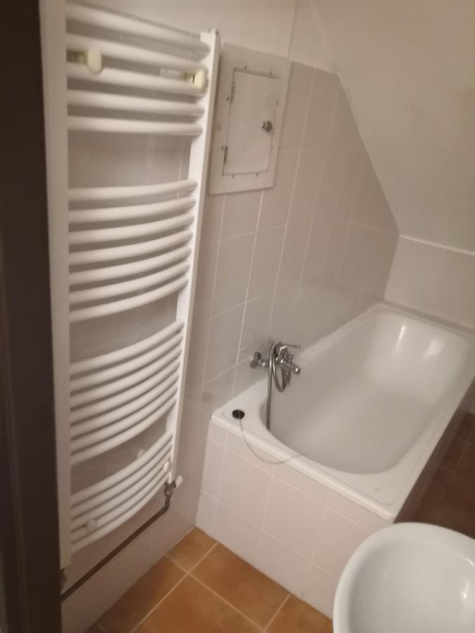Economy Flat 18 Minutes From Vaclavske Namesti Prag Exterior foto