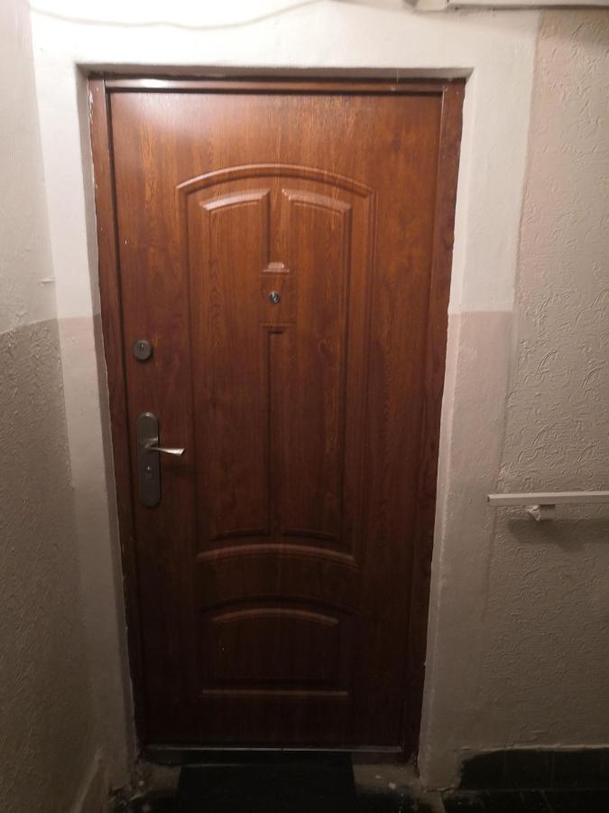 Economy Flat 18 Minutes From Vaclavske Namesti Prag Exterior foto